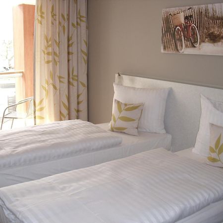 Radlon Fahrrad-Komfort-Hotel Waren  Extérieur photo