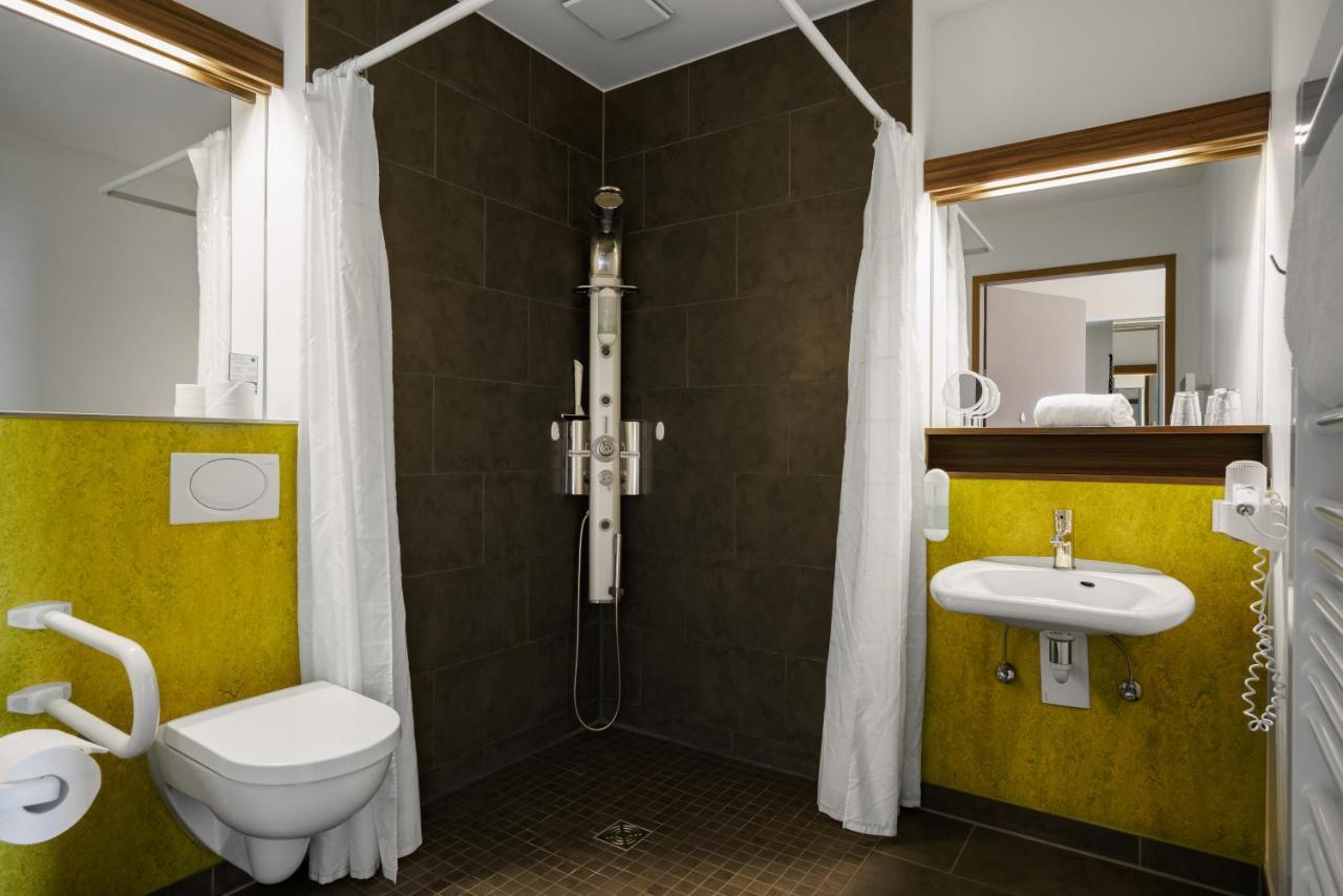 Radlon Fahrrad-Komfort-Hotel Waren  Extérieur photo