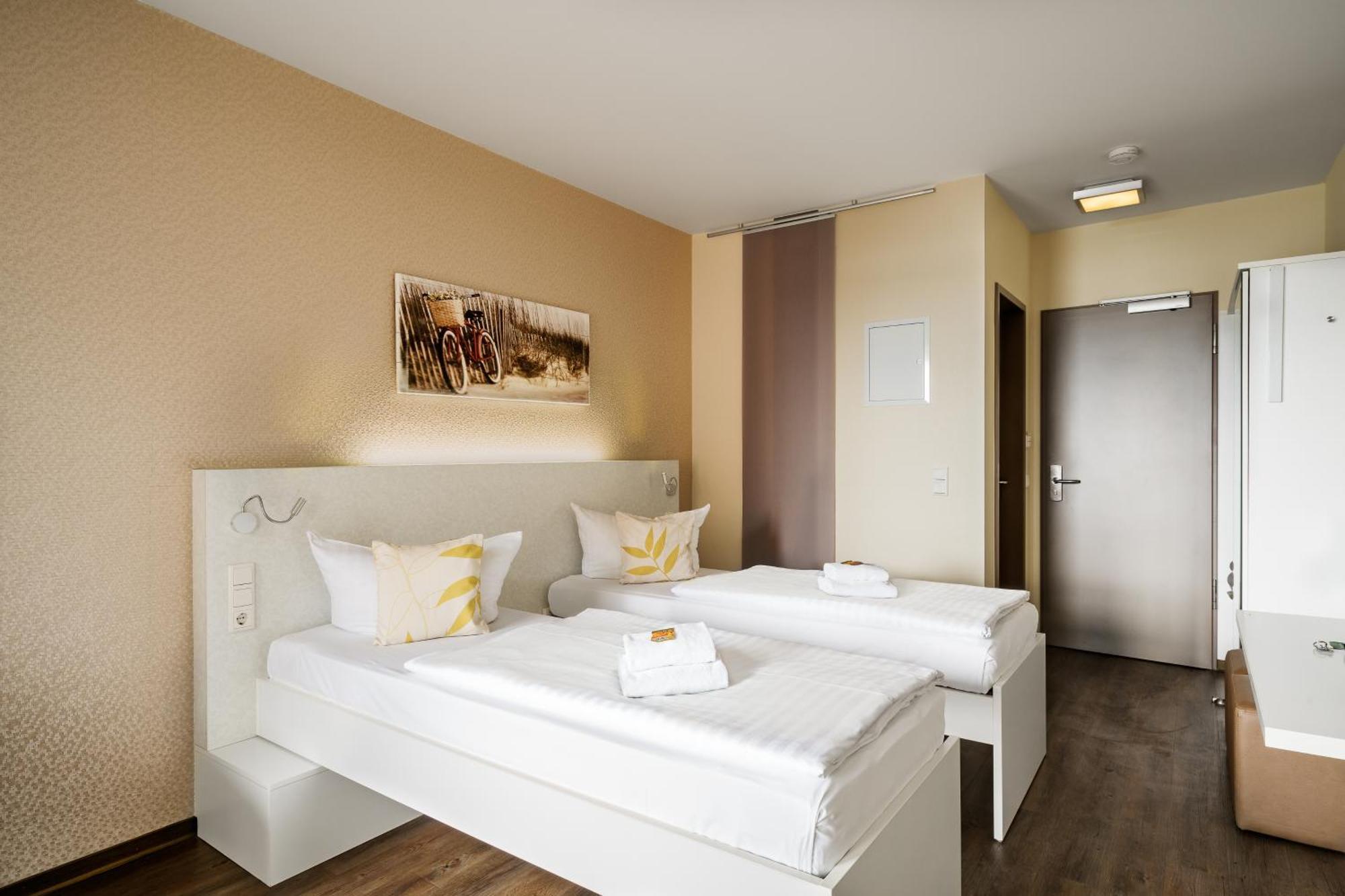 Radlon Fahrrad-Komfort-Hotel Waren  Extérieur photo