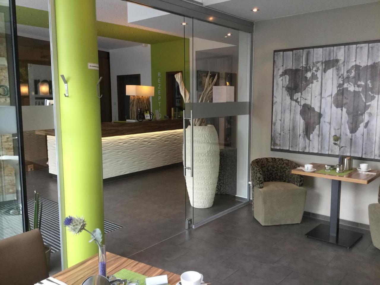 Radlon Fahrrad-Komfort-Hotel Waren  Extérieur photo
